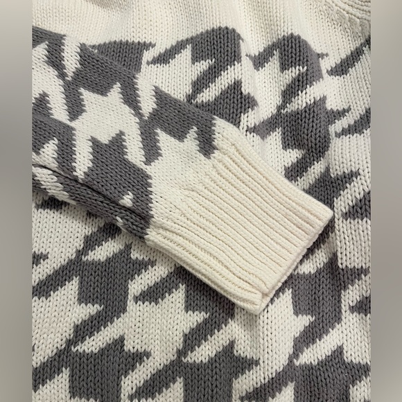 Liz Claiborne Houndstooth pattern sweater, knit size XL cream and gray - Picture 6 of 8
